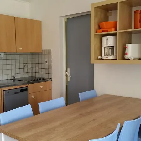 Vvf Haute Provence Holiday park Lagrand