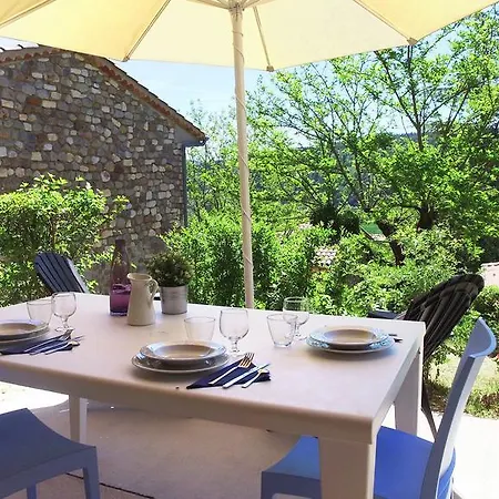 Vvf Haute Provence 3* Lagrand