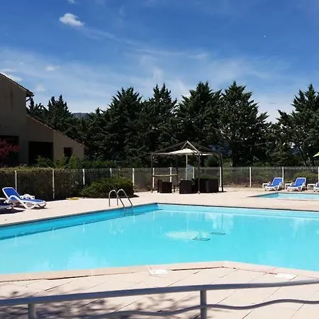 Vvf Haute Provence Holiday park Lagrand